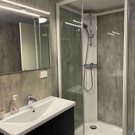 Apartment With Parking