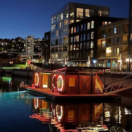 With Parking Apartment Tromsø